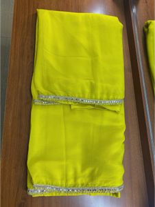 Yellow saree mirror border ✨