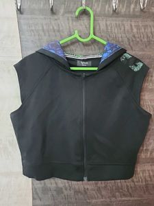 Splash Black Sleeveless Cropped Hoodie