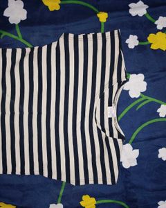 This is a Tshirt Which Comes Upto Thigh Level.