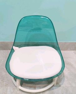 Stylish Rotational Chair with wheels