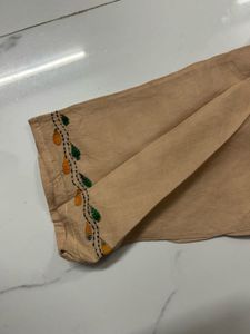 Woman beige Embroidered Kurta