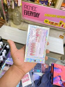 Press-On Nail Set