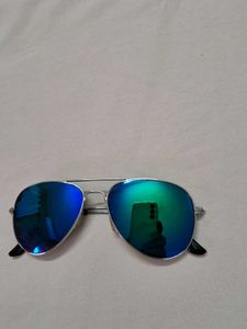 Mirrored Aviator Sunglasses