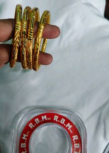 Set of 4 Gold Bangles