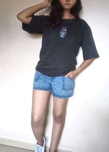 Black T-shirt