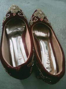 Sandal