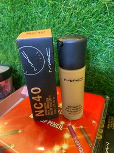 MAC Matchmaster SPF 15 Foundation