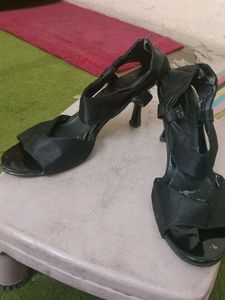 Stylish Black Heel(38)