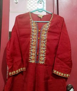 Elegant Embroidered Kurta