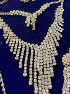 Neclace, Mathapatti, And Bracelet Set