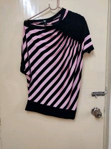 Imported Stylish stretchableTop 💕⚫