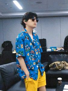 Floral Shirt like kim taehyung