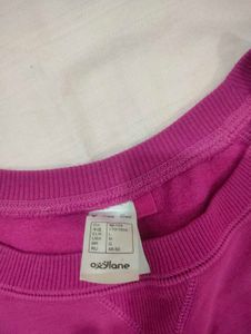 Round neck Sweatshirt