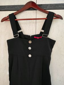 Black Sleevless Jumpsuit