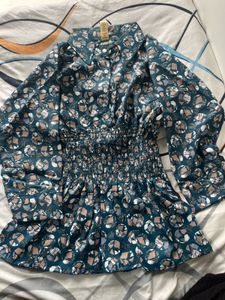 Selling A New Top Which Is Beautiful N Good Fit!!