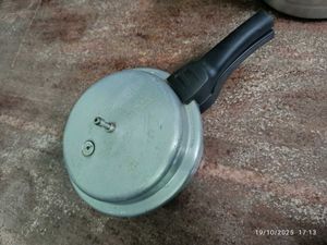 2 litre ideal Pressure Cooker