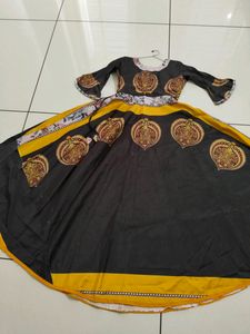 Coffee - Yellow Full Flair Gaun