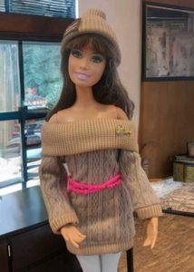 Early Wave 2000s Fashionista Barbie Doll