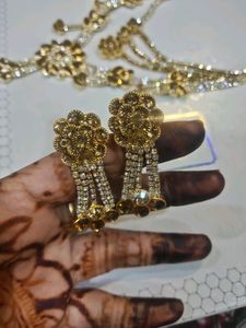 neckpiece set