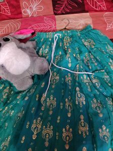 Green &amp; Gold Ethnic Skirt