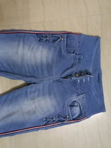 Denim 3 Botton Jeans Waist 30.. Strechable