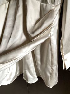🤍 Elegant Zara satin wrap dress 🦢 🫧