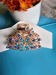 Combo Of Stone Stud Glass Earrings And Claw Clip