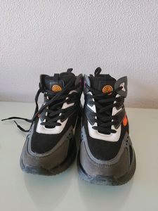 Bacca Bucci GenZ Sneakers Brand New