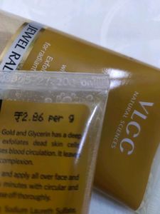 VLCC Gold Scrub Combo