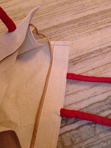 It Is A Tote Bag With Chain