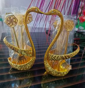 ✨ Elegant Swan-Shaped Golden Spoon Set ✨
