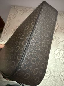 Original Guess Sling