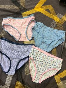 Yousta Combo Of 4