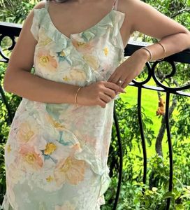 H&amp;M Flounce Trimmed Crepe Dress