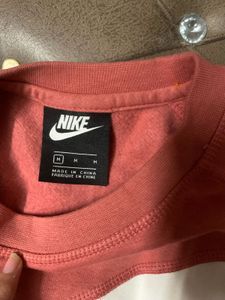 *Offer* Nike Swoosh Cropped Sweatshirt