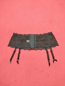 Garter Balt Size 34