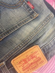 Jeans Heavy Used With Flaws Check Pictures