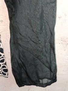 Stylish Ladies Fashion Lace Top Embroidered