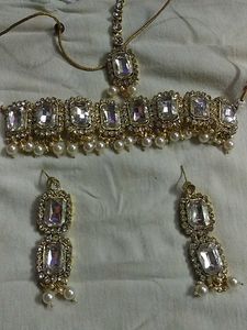 Elegant Indian Jewelry Set