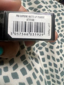 New Revolution Pro Matte Lip Pigment - Attitude
