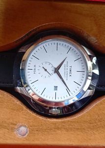 TIMEX Gents American DocumentsWatch TW2R82700