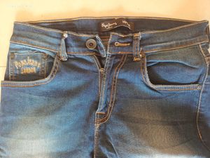 Pepe Jeans - Vapour - Waist 30 inch, Length 38cm