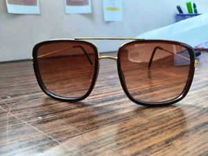 Stylish Sunglasses Of Iron Man Style brown tint