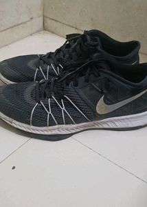 Nike Air zoom shoes orignal (used need a wash)