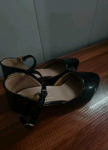 Black Stylish Heels