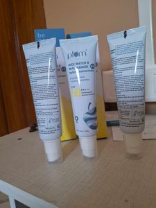 Sunscreen(rice Water And Niacinamide²% Hybrid )