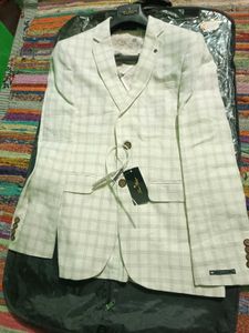 LOUIS PHILIPPE Men Cream Check Formal Blazer