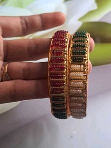 Elegant Bangle Set