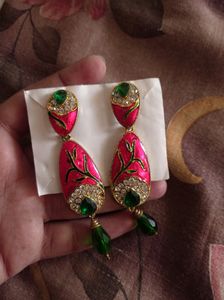 Beautiful Green And Pink Colour Earrings