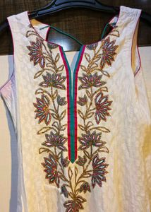 Embroidered White Kurti